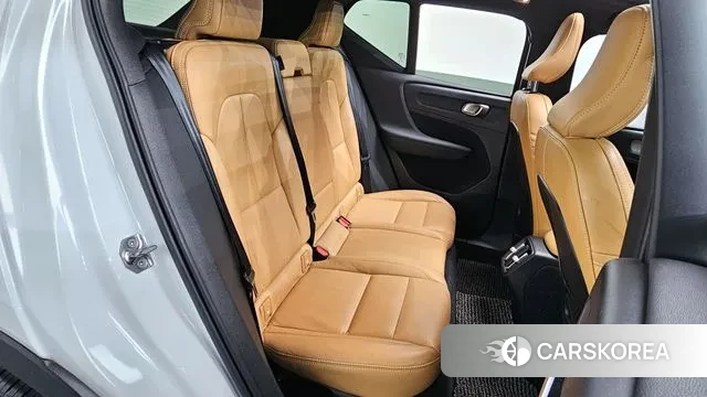 Volvo XC40 2020 Белый из Кореи, фото 3