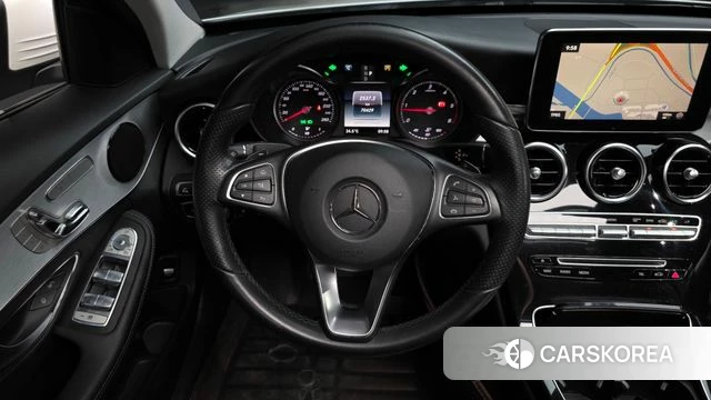 Mercedes-Benz C-Class W205 2018 Белый из Кореи, фото 3