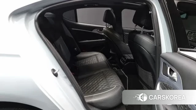 Genesis G70 2018 Светло-серебряный цвет из Кореи, фото 3