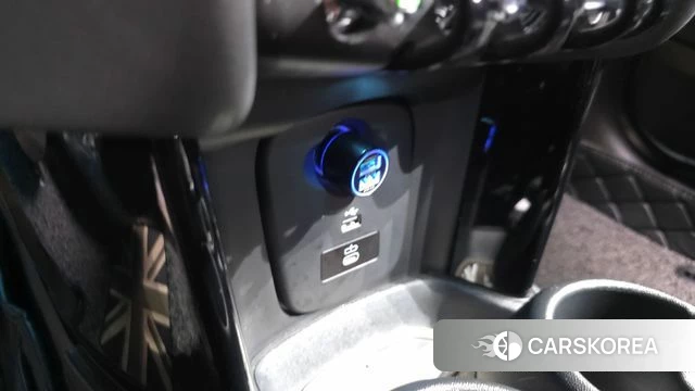 Mini Cooper 2023 Белый из Кореи, фото 3