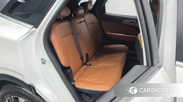 Kia Sportage 5th Generation Hybrid 2022 Белый из Кореи, фото 3