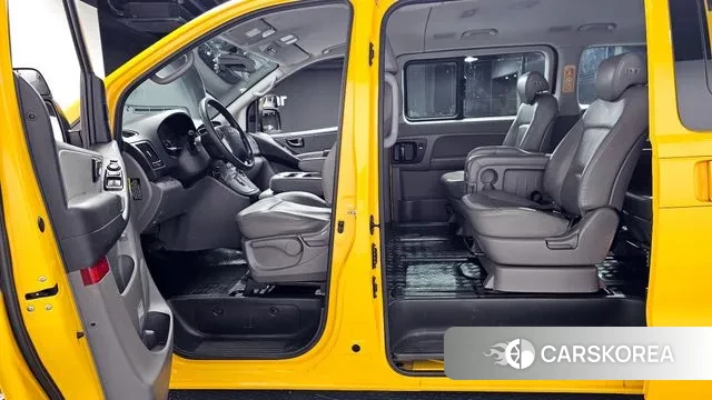 Hyundai The New Grand Starex 2020 Желтый из Кореи, фото 3