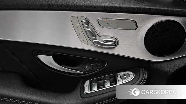 Mercedes-Benz C-Class W205 2021 Белый из Кореи, фото 3