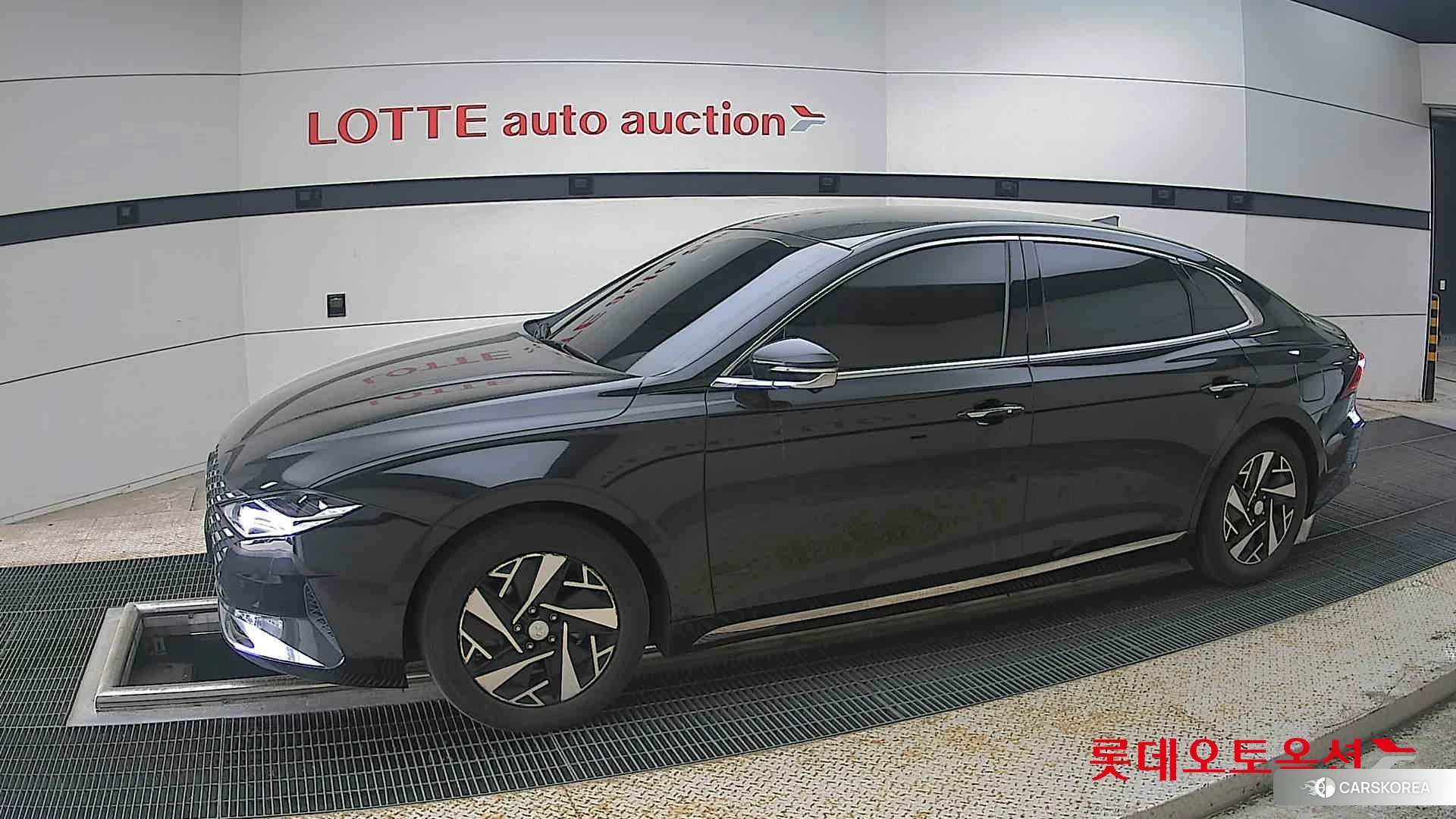 Hyundai Grandeur Hybrid 2022 Midnight Black Pearl из Кореи, фото 3