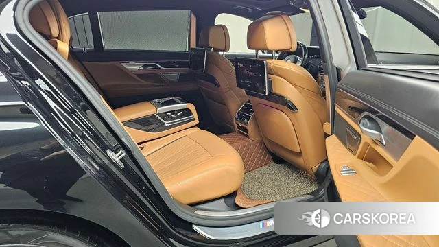 BMW 7 Series (G11) 2020 Черный из Кореи, фото 3