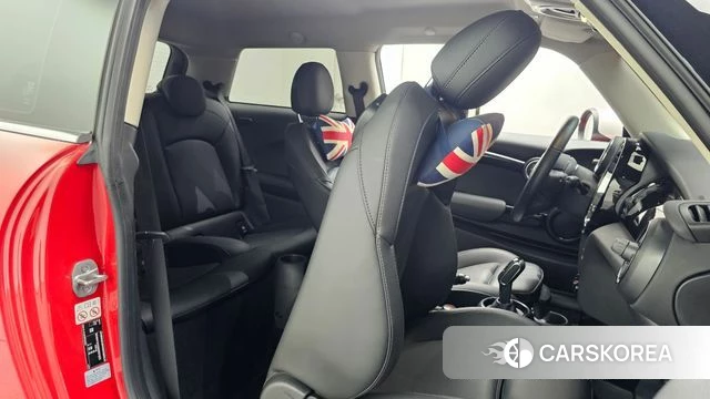 Mini Cooper 2021 Красный из Кореи, фото 3