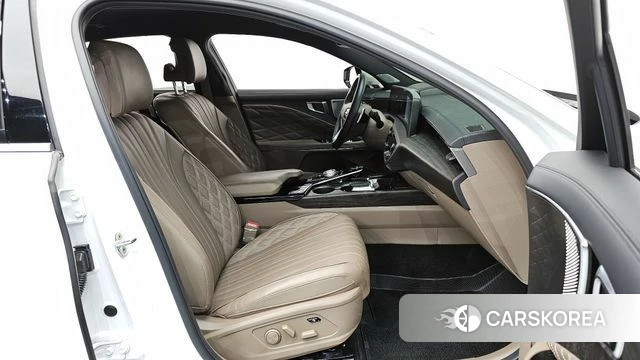 Kia K8 2022 Белый из Кореи, фото 3