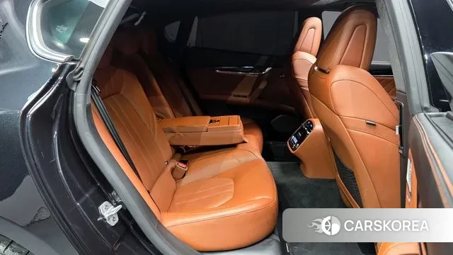 Maserati Quattroporte 2023 Серый из Кореи, фото 3