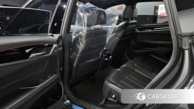 BMW 6 Series GT (G32) 2021 Серый из Кореи, фото 3