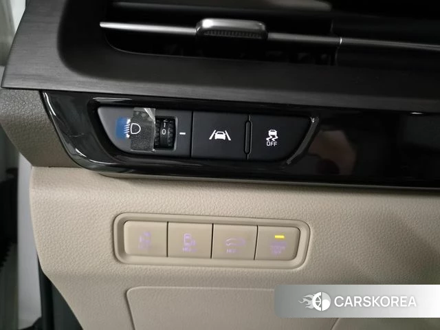 Kia Carnival 4th generation 2023 Белый из Кореи, фото 3