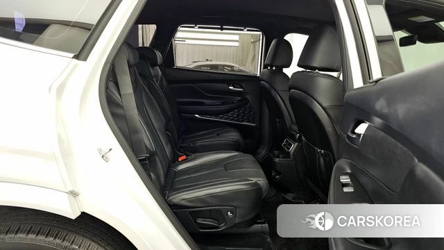 Hyundai The New Santa Fe 2022 Белый из Кореи, фото 3