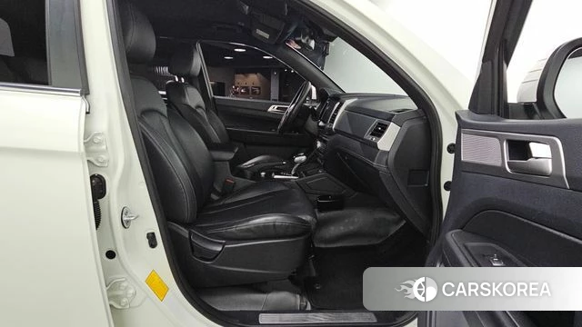 Ssangyong Rexton Sports Cannes 2019 Белый из Кореи, фото 3