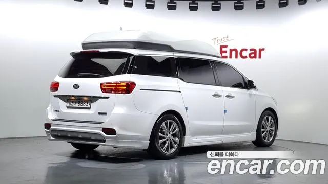 Kia The New Carnival 2018 Белый из Кореи, фото 3