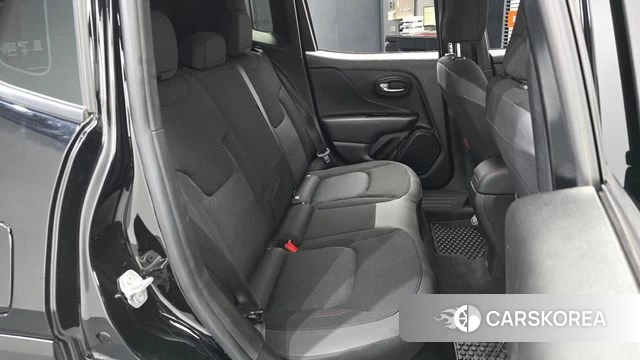Jeep Renegade 2018 Черный из Кореи, фото 3