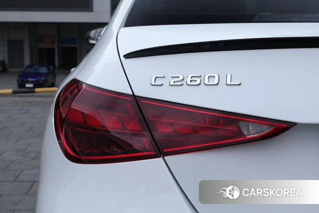 Mercedes-Benz Class C 2024 Белый из Китая, фото 3