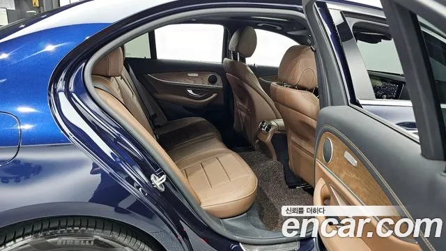 Mercedes-Benz E-Class W213 2020 Синий из Кореи, фото 3