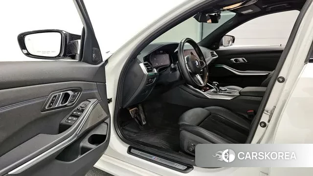 BMW 3 Series (G20) 2020 Белый из Кореи, фото 3