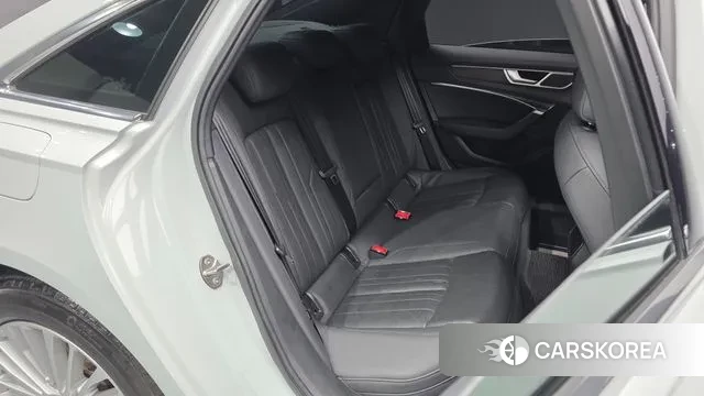 Audi A6 (C8) 2019 Белый из Кореи, фото 3