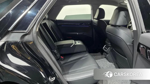 Hyundai Grandeur Hybrid (GN7) 2023 Черный из Кореи, фото 3