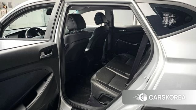 Hyundai All New Tucson 2018 Серебряный из Кореи, фото 3