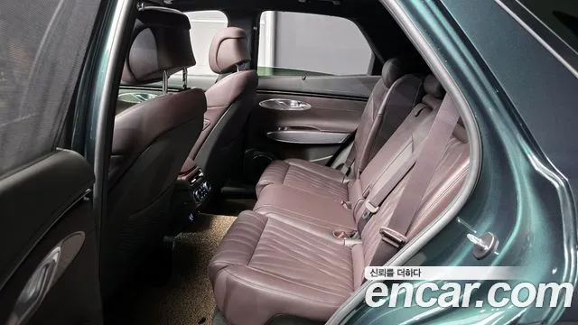 Genesis GV70 2022 Темно-зеленый из Кореи, фото 3