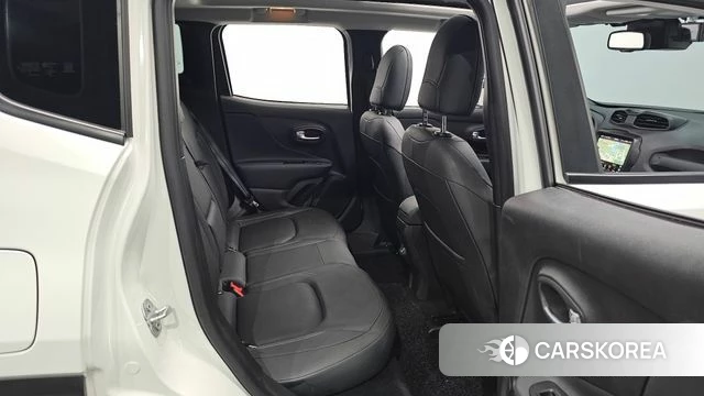 Jeep Renegade 2022 Белый из Кореи, фото 3
