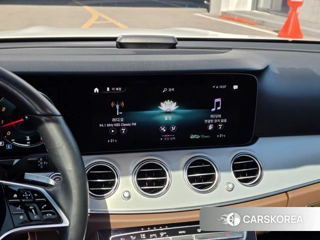 Mercedes-Benz E-Class W213 2020 Белый из Кореи, фото 3