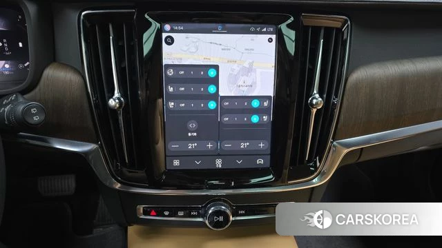 Volvo V90 Cross-Country 2023 Черный из Кореи, фото 3