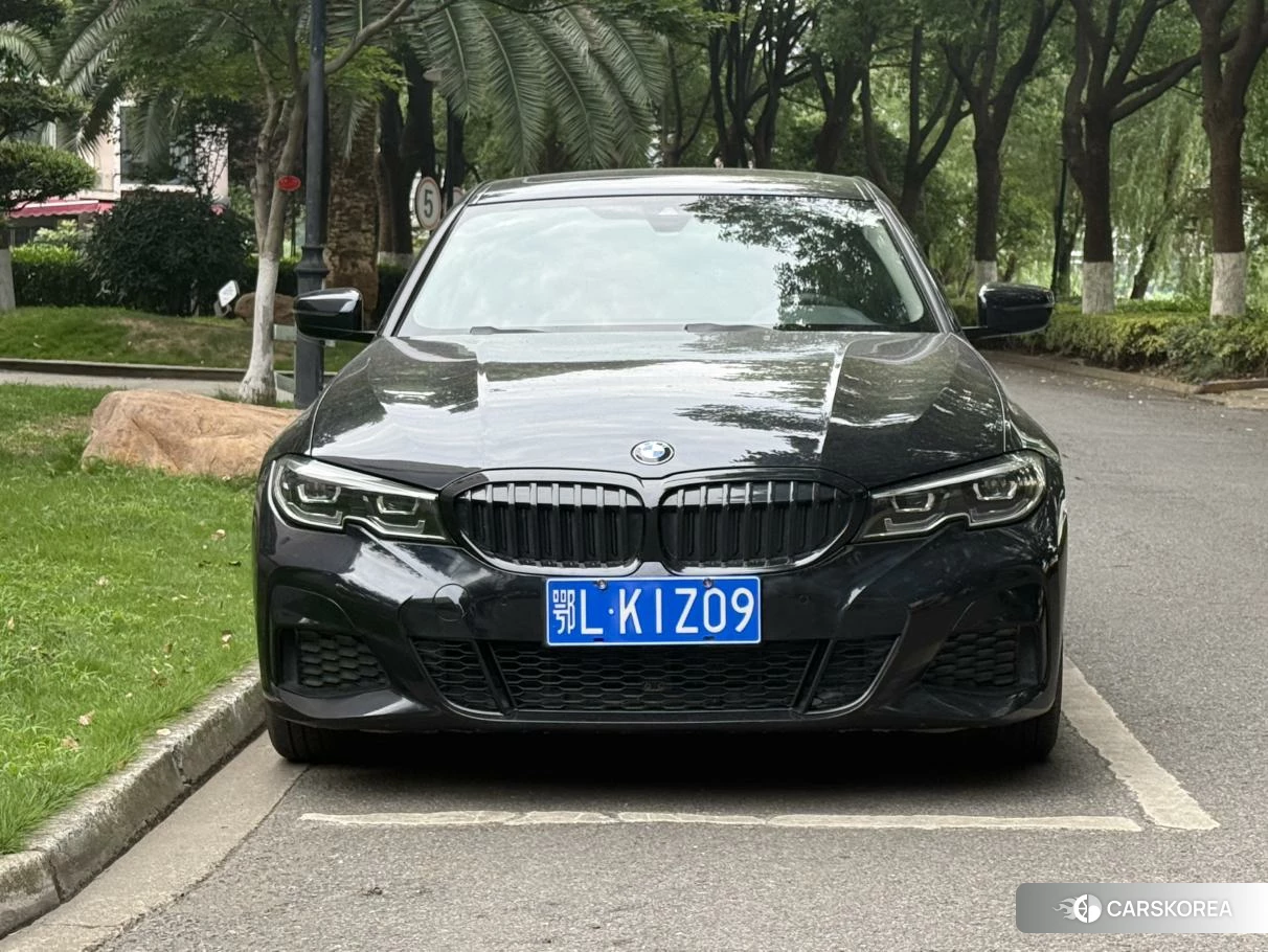 BMW 3 series 2021 Черный из Китая, фото 3