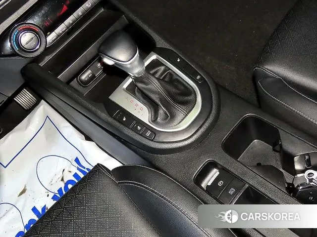 Kia The New K3 2nd generation 2021 Белый из Кореи, фото 3