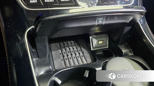Mercedes-Benz E-Class W213 2018 Серый из Кореи, фото 3