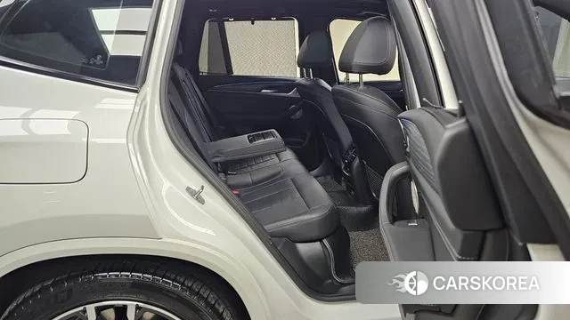 BMW X3 (G01) 2022 Белый из Кореи, фото 3