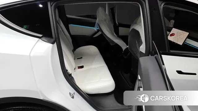 Tesla Model Y 2021 Белый из Кореи, фото 3