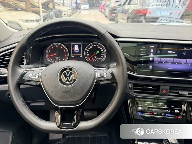 Volkswagen Tanyue 2021 Темно-серый из Китая, фото 3