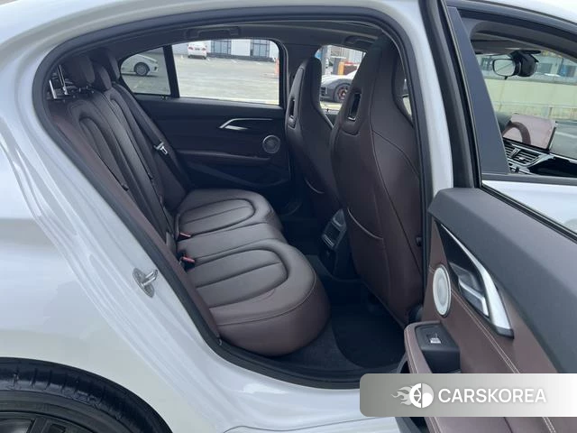 BMW 1 series 2021 Белый из Китая, фото 3