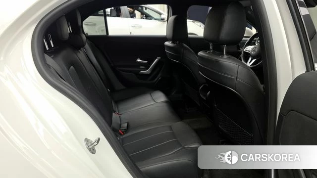 Mercedes-Benz A-Class W177 2021 Белый из Кореи, фото 3