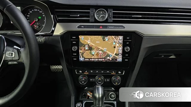 Volkswagen Passat GT (B8) 2018 Белый из Кореи, фото 3