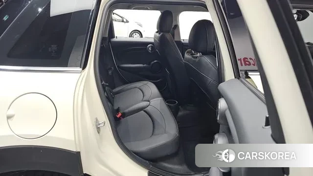 Mini Cooper 2020 Жемчужный цвет из Кореи, фото 3