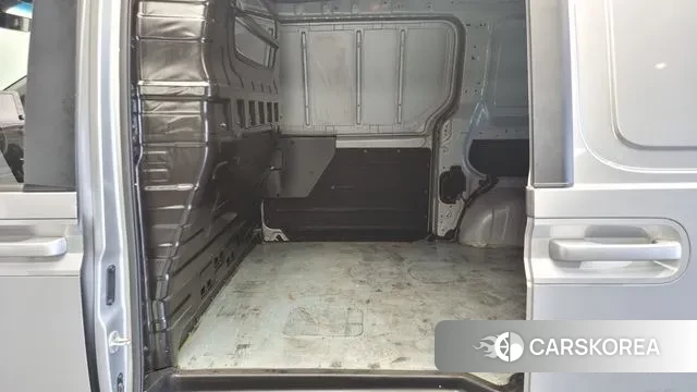 Hyundai Staria 2021 Серебристо-серый из Кореи, фото 3