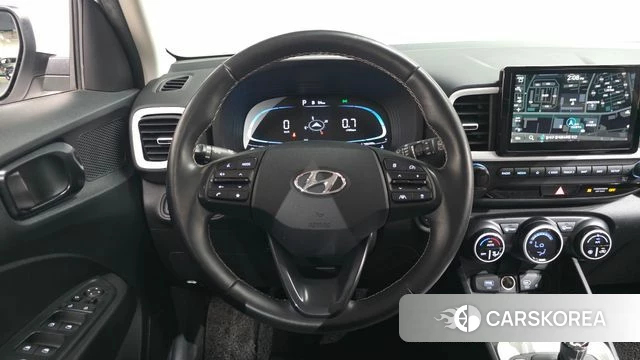 Hyundai Venue 2023 Белый из Кореи, фото 3