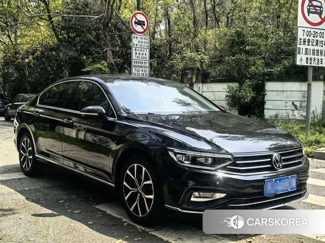Volkswagen Magotan 2022 Черный из Китая, фото 3