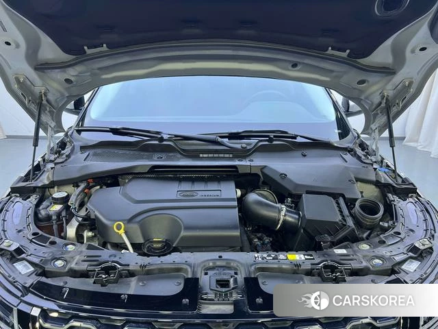 Land Rover Range Rover Aurora 2024 Серебристо-серый из Китая, фото 3