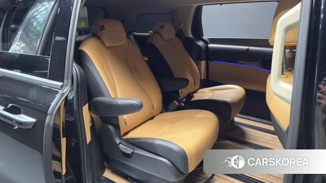 Kia Carnival 4th generation 2023 Черный из Кореи, фото 3