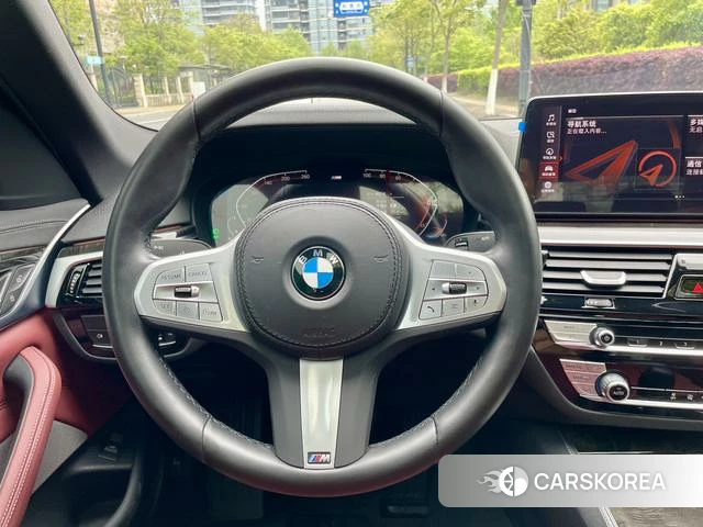 BMW 5 series 2023 Черный из Китая, фото 3