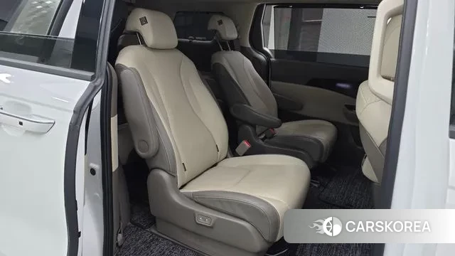 Kia Carnival 4th generation 2023 Белый из Кореи, фото 3