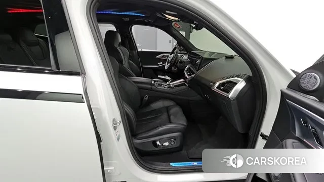 BMW XM (G09) 2024 Белый из Кореи, фото 3