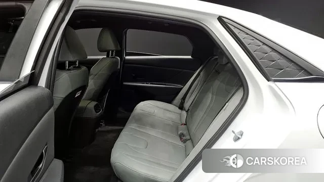 Hyundai The New Avante (CN7) 2025 Белый из Кореи, фото 3