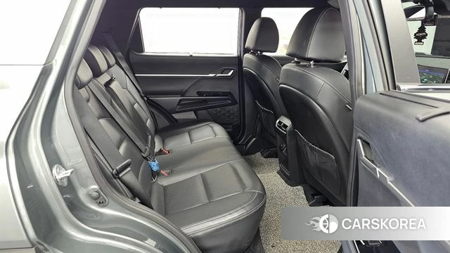 Ssangyong Torres 2023 Темно-зеленый из Кореи, фото 3