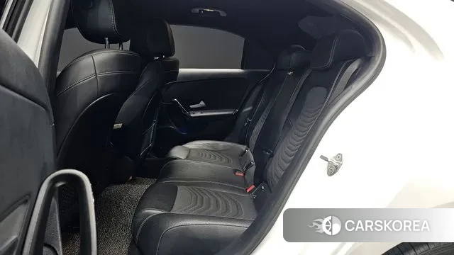 Mercedes-Benz A-Class W177 2020 Белый из Кореи, фото 3