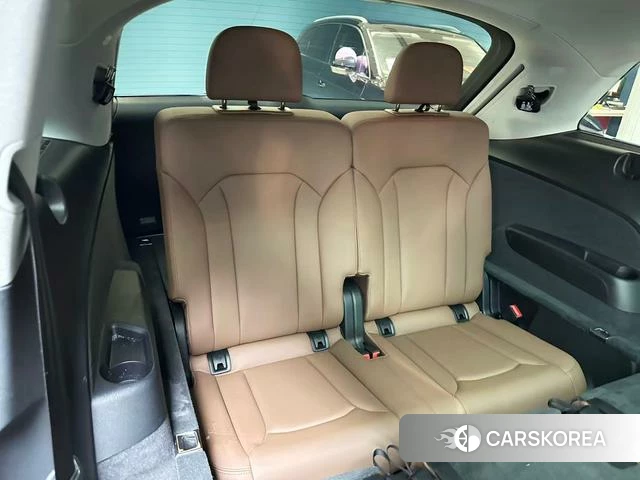 Audi Q7 2021 Черный из Китая, фото 3